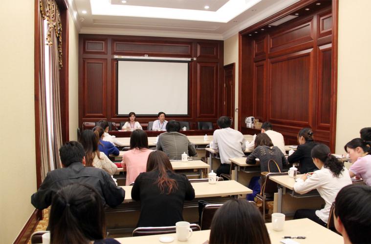 集團(tuán)召開《協(xié)通報(bào)》通訊員會(huì)議