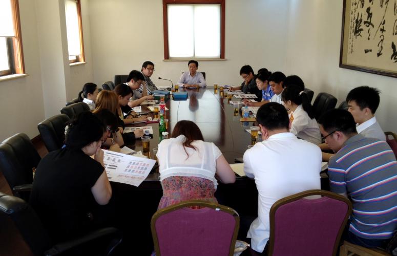 集團(tuán)舉行印刷品廣告用品專員培訓(xùn)會(huì)議