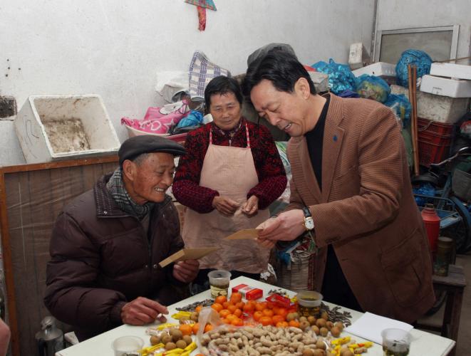 2014年1月21日集團走訪歷屆老干部